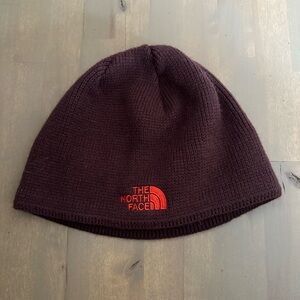 The North Face Women’s maroon beanie